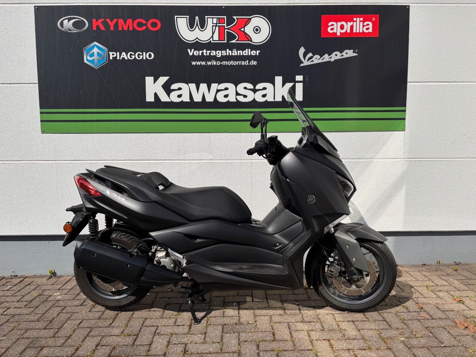 Yamaha XMAX 300
