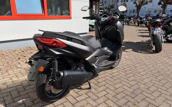 Gebrauchtmotorrad Yamaha XMAX 300 - Bild 4