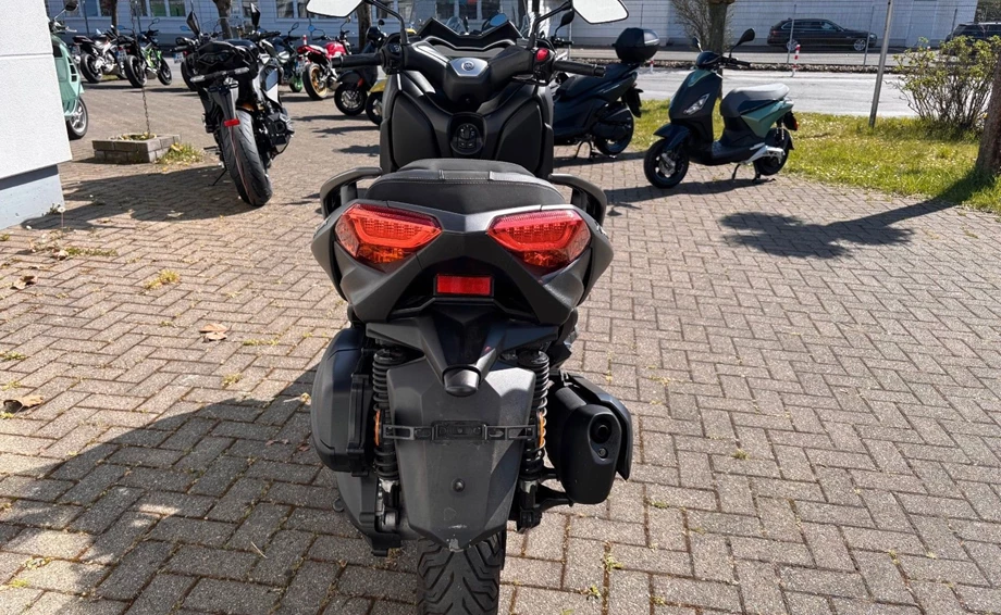 Angebot Yamaha XMAX 300 Bild 5: Angebot Yamaha XMAX 300
