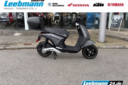 Piaggio 1