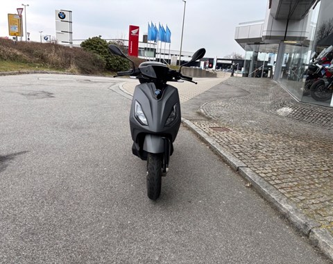 zum Vergrössern bitte anklicken!