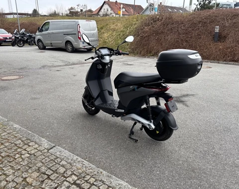 zum Vergrössern bitte anklicken!