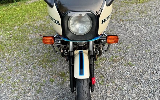 Gebrauchtmotorrad Honda CBX 1000 - Bild 3 Gebrauchtmotorrad Honda CBX 1000 - Bild 3
