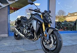 Neumotorrad Suzuki GSX-S1000 Neumotorrad Suzuki GSX-S1000