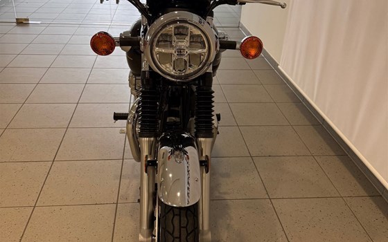Neufahrzeug Kawasaki W800 - Bild 6 Neufahrzeug Kawasaki W800 - Bild 6