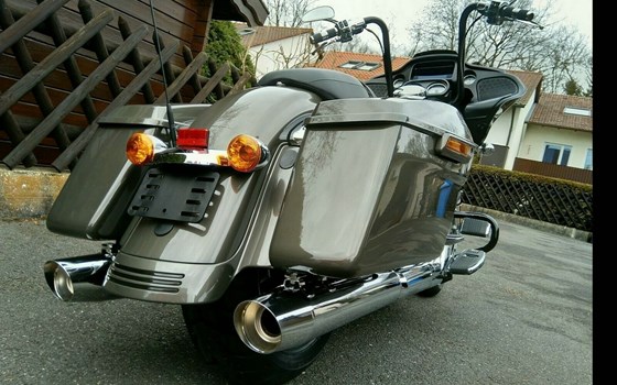 Gebrauchtmotorrad Harley-Davidson Road Glide FLTRX - Bild 4