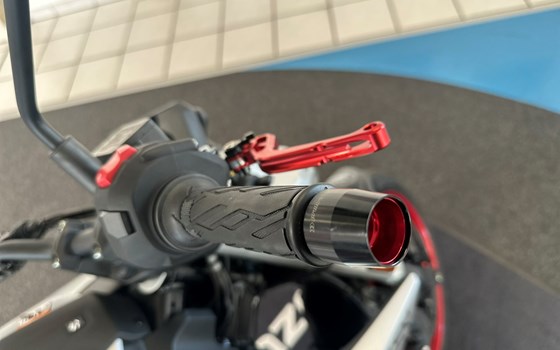 Gebrauchtmotorrad Suzuki GSX-8S - Bild 5