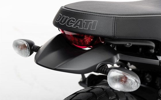 Neufahrzeug Ducati Scrambler Icon Dark - Bild 8 Neufahrzeug Ducati Scrambler Icon Dark - Bild 8