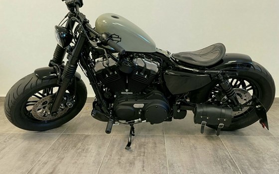 Gebrauchtmotorrad Harley-Davidson Sportster XL 1200X Forty-Eight - Bild 4