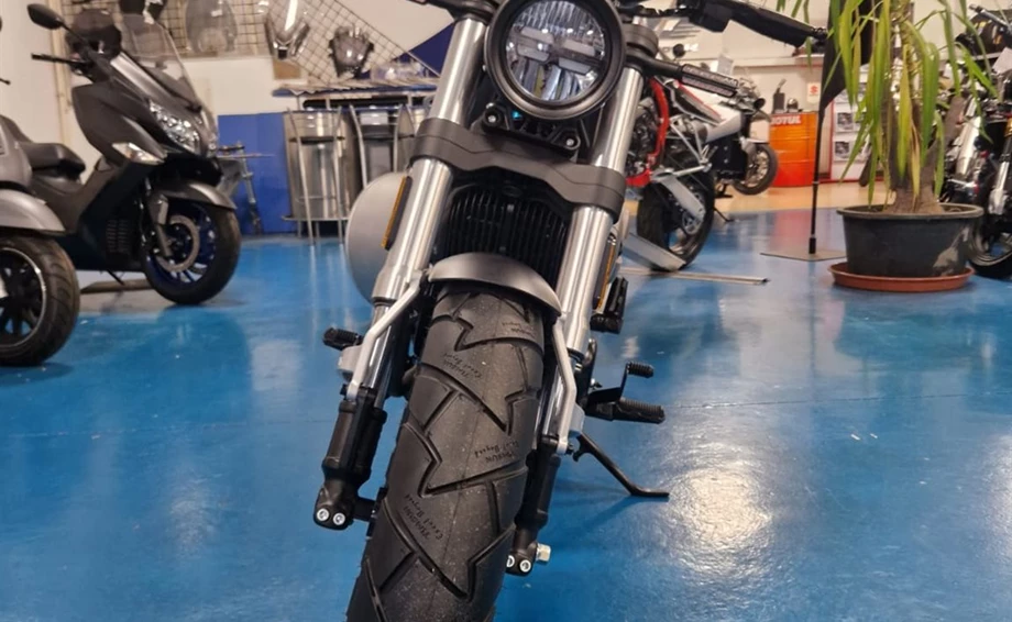 Angebot Hyosung GV 125i S Aquila EVO ABS Bild 15: Angebot Hyosung GV 125i S Aquila EVO ABS