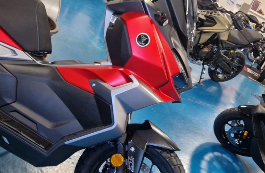 Angebot Voge SR1 ADV 125 ABS TCS Bild 4: Angebot Voge SR1 ADV 125 ABS TCS