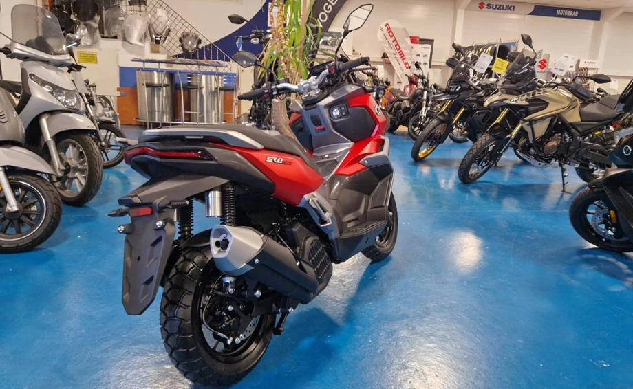 Angebot Voge SR1 ADV 125 ABS TCS Bild 9: Angebot Voge SR1 ADV 125 ABS TCS