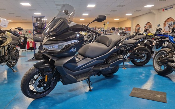 Neufahrzeug Voge SR4 350 LUXURY - Bild 3