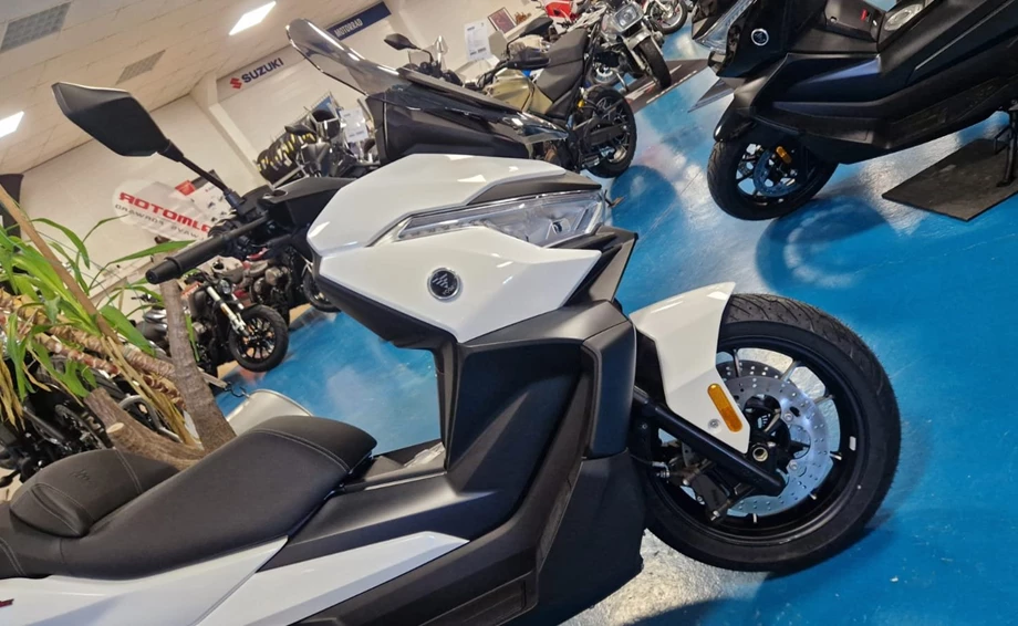 Angebot Voge SR4 350 LUXURY Bild 20: Angebot Voge SR4 350 LUXURY