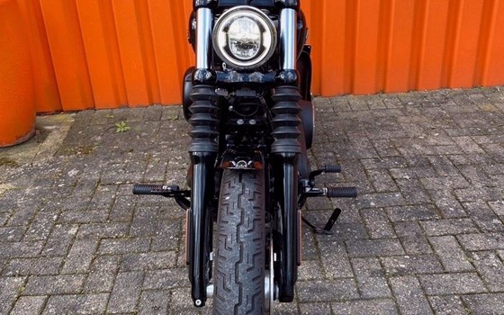 Gebrauchtmotorrad Harley-Davidson Softail Street Bob FXBB - Bild 3