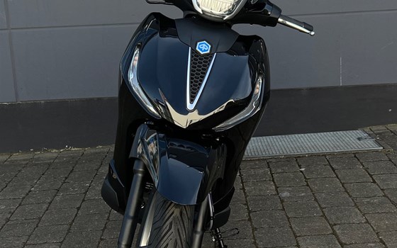 Neufahrzeug Piaggio Beverly 400 - Bild 3