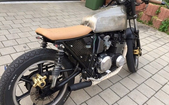 Gebrauchtmotorrad Kawasaki Z 550 F - Bild 8