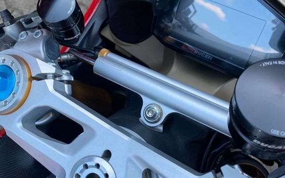 Gebrauchtmotorrad Ducati Panigale R - Bild 11