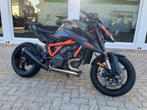 KTM 1290 Super Duke R