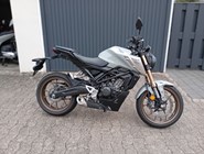 Honda CB125R