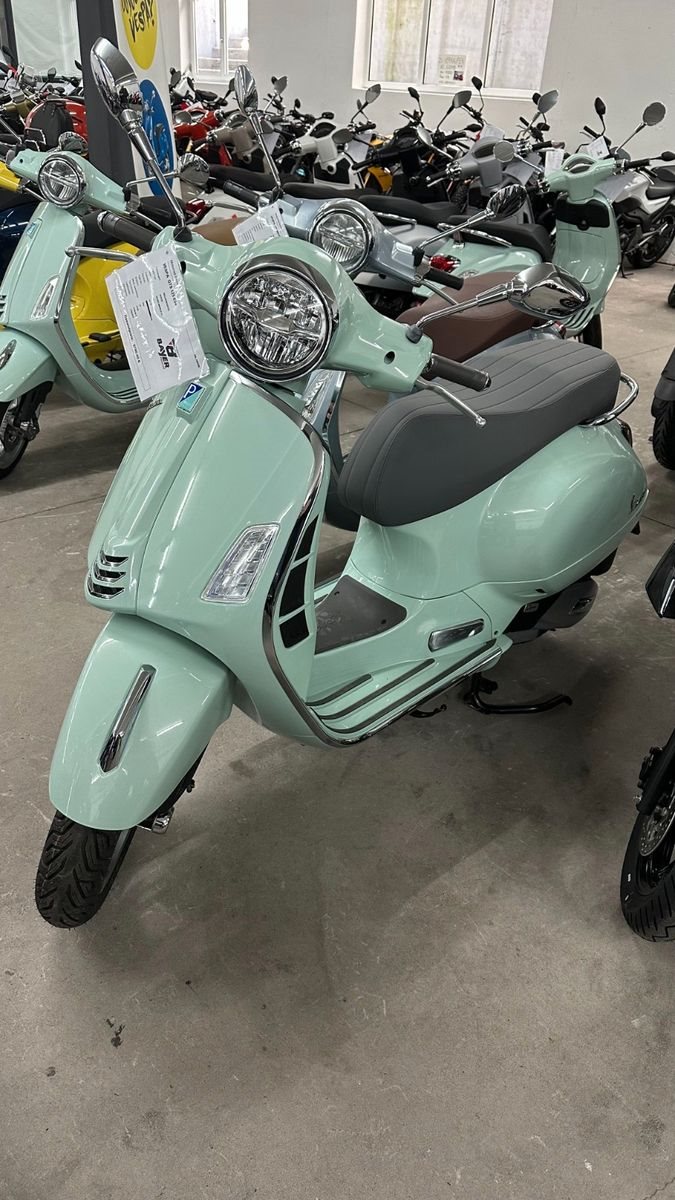 Vespa GTS 125 Super Sport