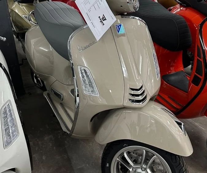 Angebot Vespa GTS 125 Super Sport Bild 4: Angebot Vespa GTS 125 Super Sport
