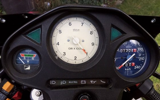 Gebrauchtmotorrad Moto Guzzi Le Mans III - Bild 5