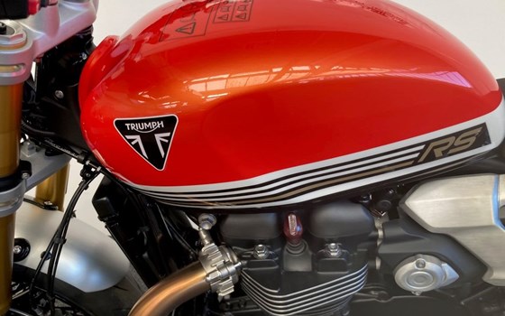 Neufahrzeug Triumph Speed Twin 1200 RS - Bild 12 Neufahrzeug Triumph Speed Twin 1200 RS - Bild 12