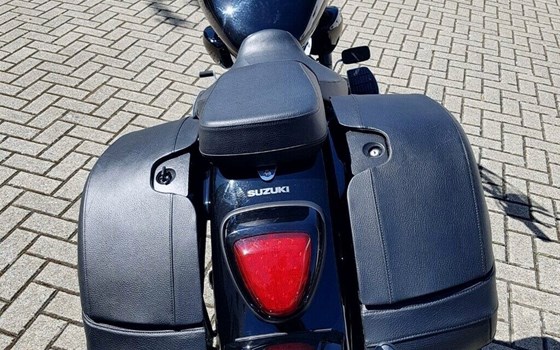 Gebrauchtmotorrad Suzuki Intruder C1500 - Bild 3