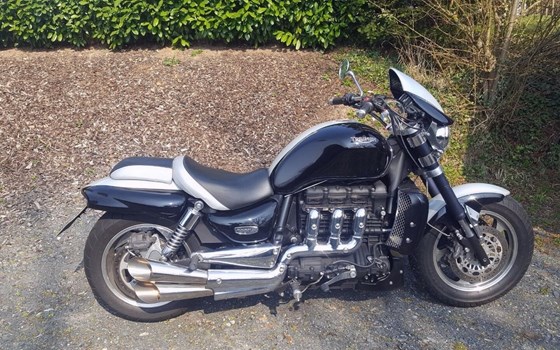 Gebrauchtmotorrad Triumph Rocket III - Bild 4