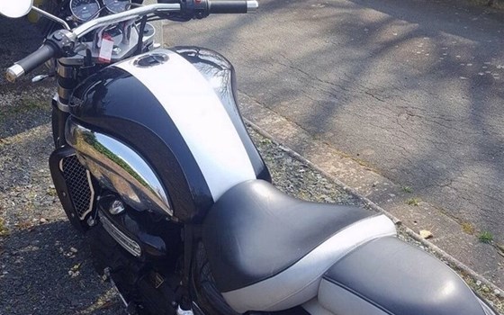 Gebrauchtmotorrad Triumph Rocket III - Bild 8