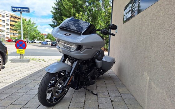 Gebrauchtmotorrad Harley-Davidson Road Glide FLTR - Bild 6 Gebrauchtmotorrad Harley-Davidson Road Glide FLTR - Bild 6