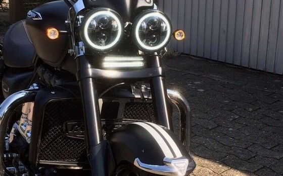 Gebrauchtmotorrad Triumph Rocket III Roadster - Bild 5