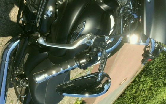 Gebrauchtmotorrad Triumph Rocket III Roadster - Bild 8