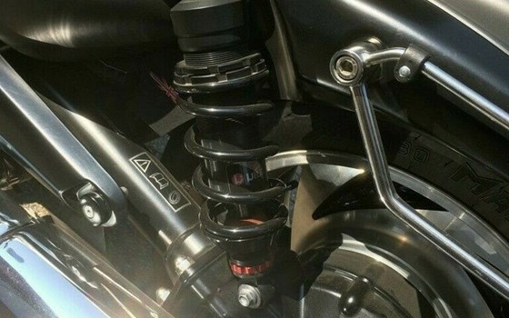 Gebrauchtmotorrad Triumph Rocket III Roadster - Bild 9