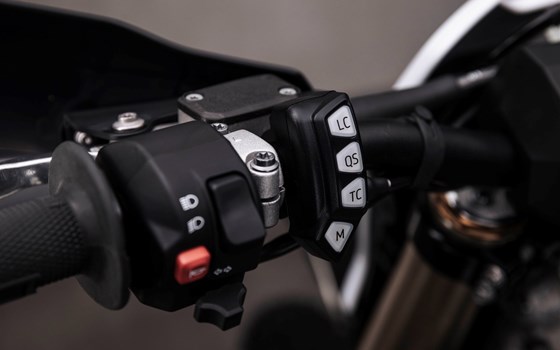 Neufahrzeug Triumph TF 250-E - Bild 14