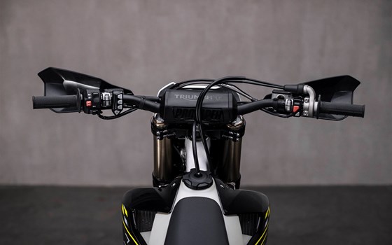 Neufahrzeug Triumph TF 450-E - Bild 10