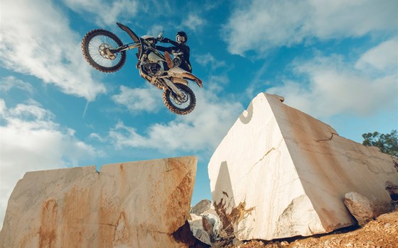 Neufahrzeug Triumph TF 450-E - Bild 11