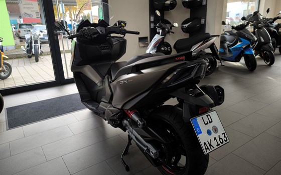 Gebrauchtmotorrad Kymco AK 550i ABS PREMIUM - Bild 6
