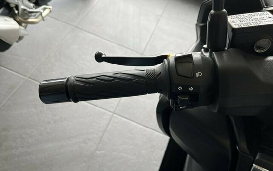 Gebrauchtmotorrad Suzuki Burgman 400 - Bild 12