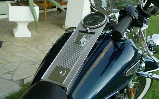 Gebrauchtmotorrad Harley-Davidson Road King Classic FLHRC - Bild 23