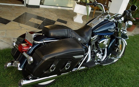 Gebrauchtmotorrad Harley-Davidson Road King Classic FLHRC - Bild 9