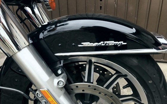 Gebrauchtmotorrad Harley-Davidson Road King Classic FLHRC - Bild 10