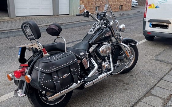 Gebrauchtmotorrad Harley-Davidson Softail Heritage Classic FLSTC - Bild 3