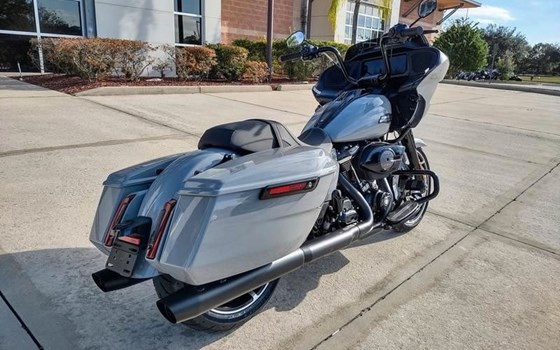 Neufahrzeug Harley-Davidson Road Glide FLTRX - Bild 1
