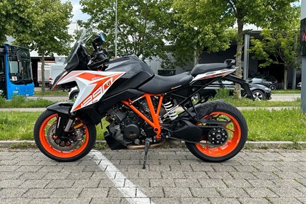 KTM 1290 Super Duke GT