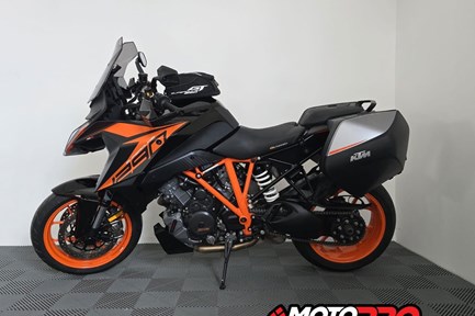 KTM 1290 Super Duke GT
