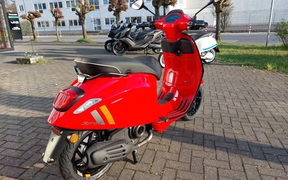 Neufahrzeug Vespa Sprint - Bild 7