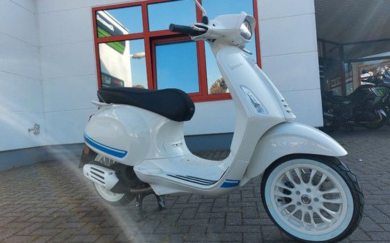 Neufahrzeug Vespa Sprint - Bild 5