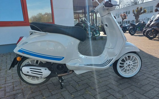 Neufahrzeug Vespa Sprint - Bild 6
